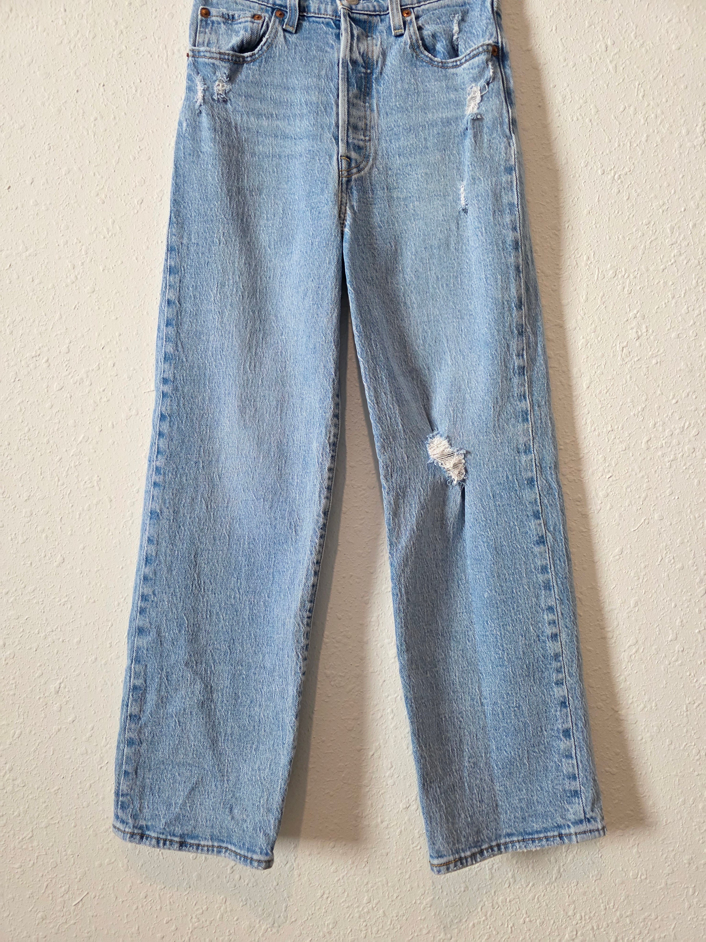 Levi's Ribcage Straight Jeans (25)