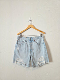 NEW Levi's Light Wash Denim Shorts (30)