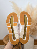 ON Cloud Roger Sneakers (7.5)