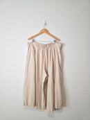 Oli & Hali Flowy Wide Leg Pants (XL)