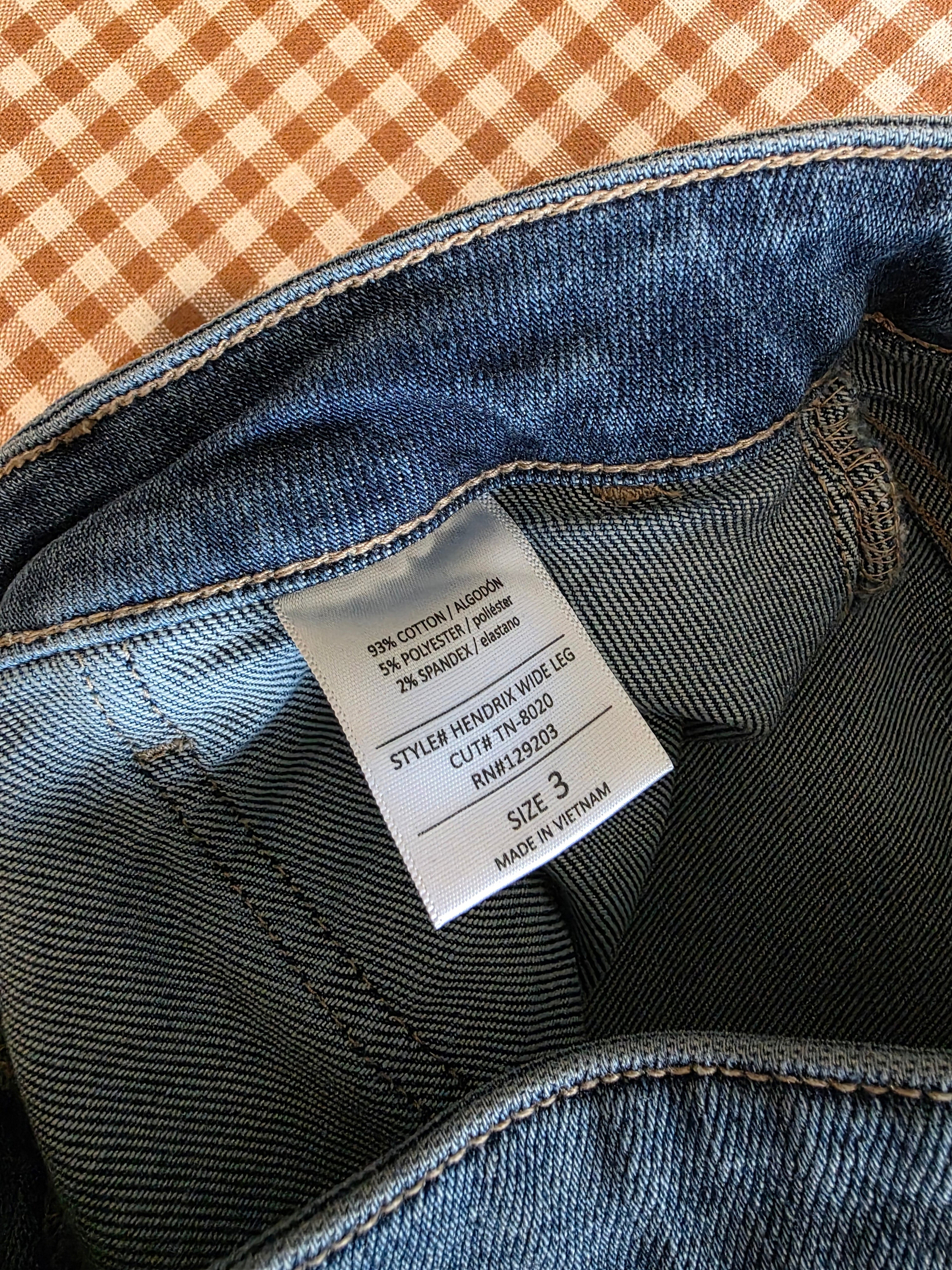 Carly Jean Wide Leg Jeans (3)