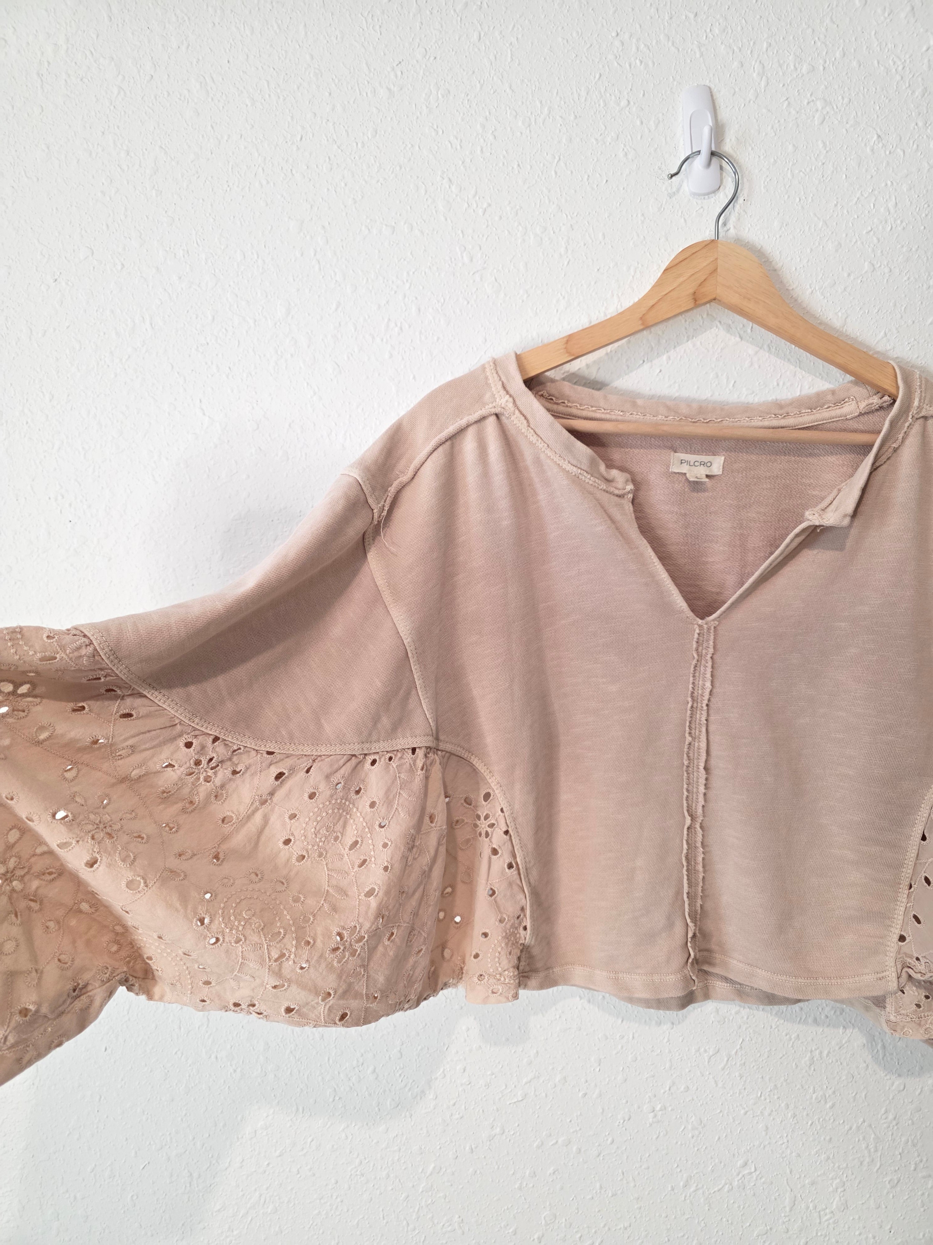 Pilcro Eyelet Puff Sleeve Top (S)