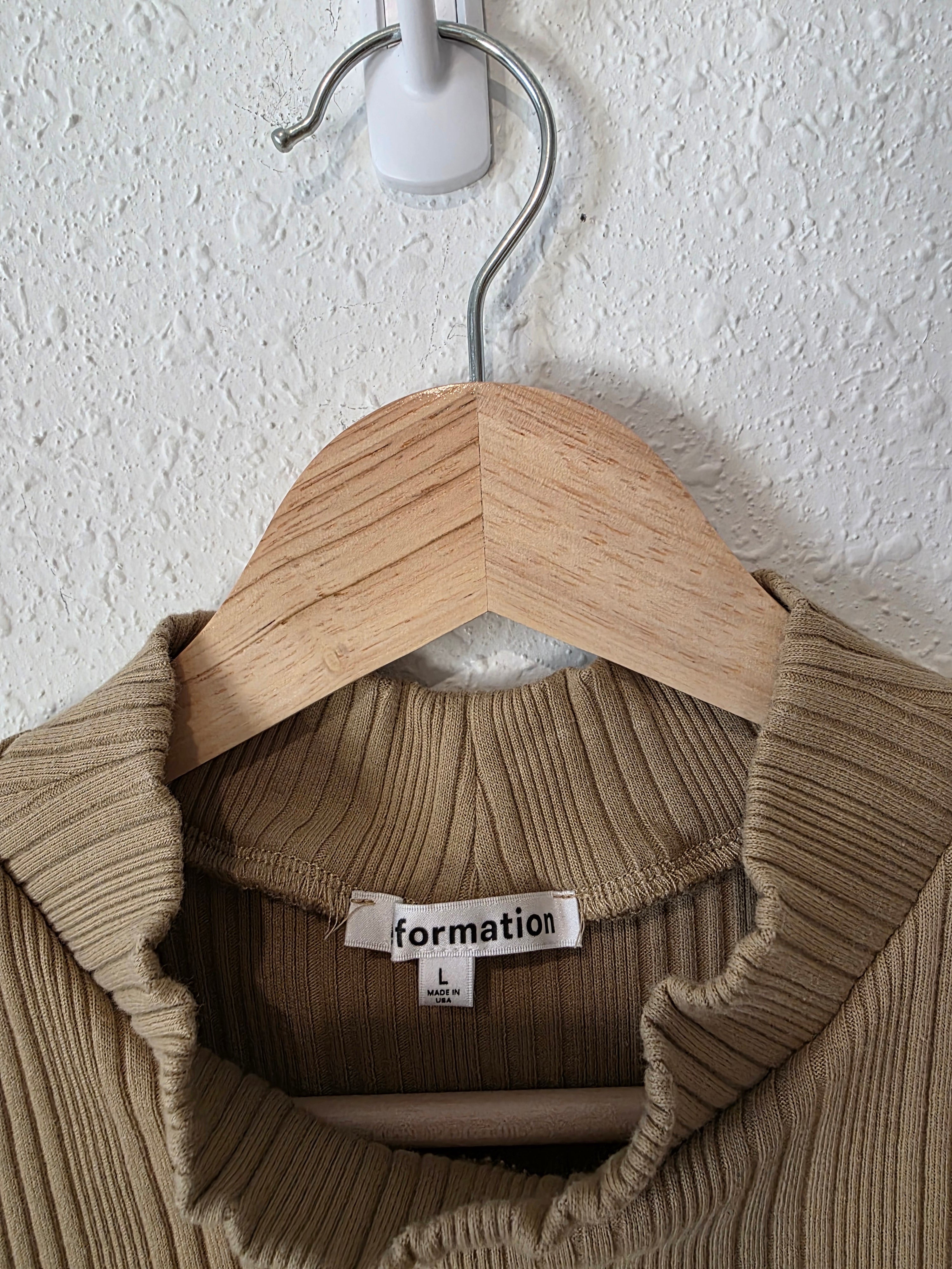Reformation Ribbed Mockneck Tank (L)
