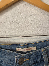 Levi's High Rise Denim Shorts (31)