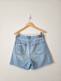 Light Wash Baggy Denim Short (10)