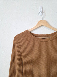 Everlane Crewneck Ribbed Tee (L)