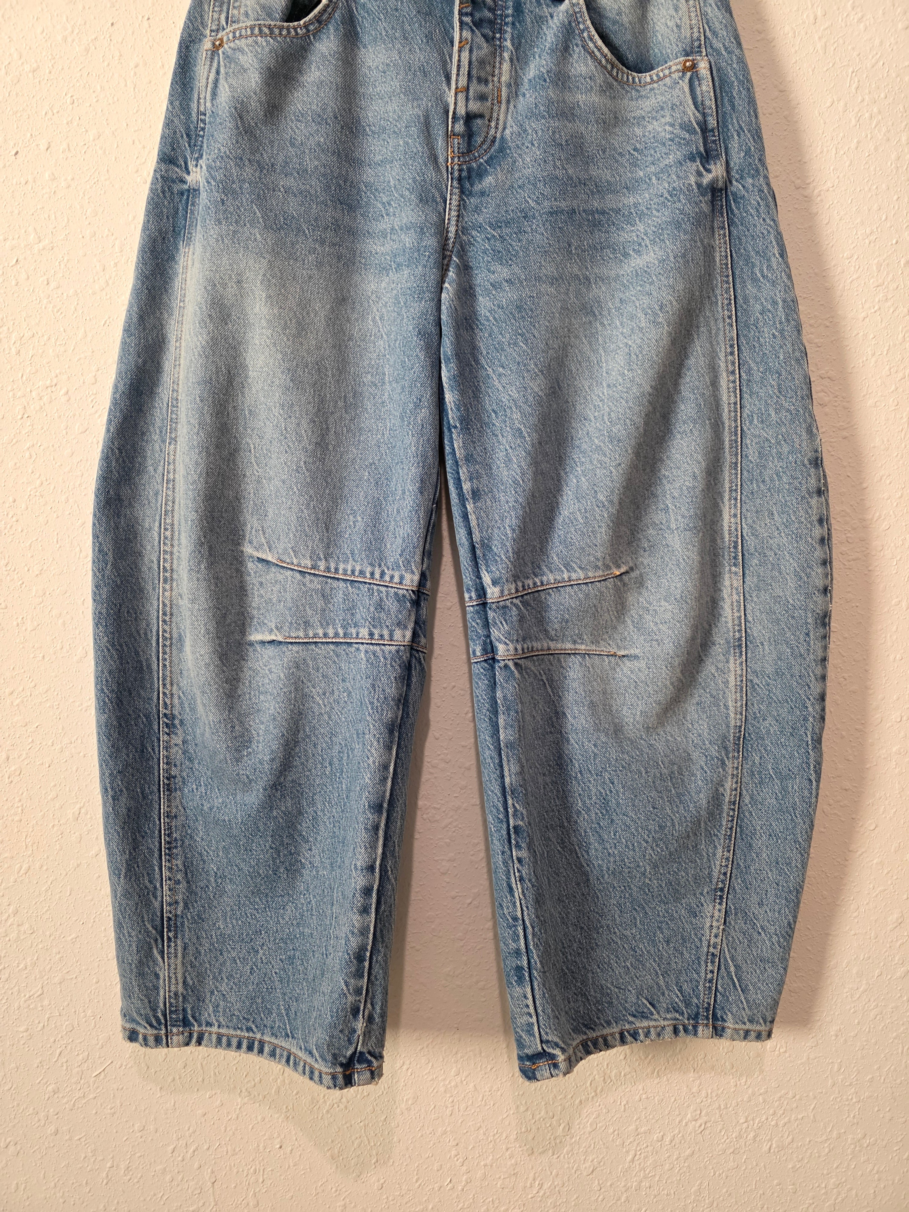 Free People Relaxed Barrel Jeans (28)