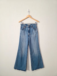 Levi's Ribcage Bell Jeans (26)