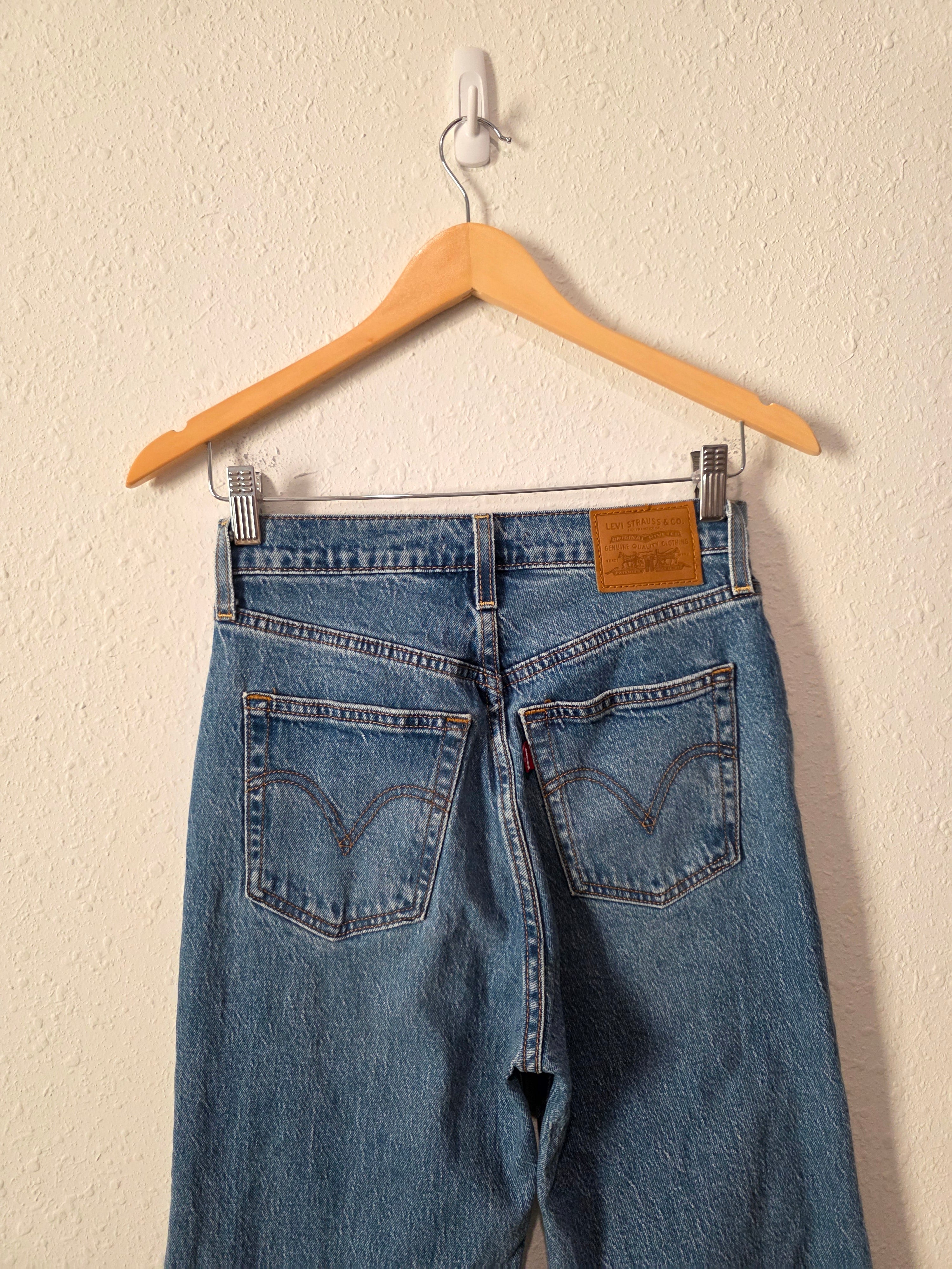 Levi's Ribcage Bell Jeans (26)