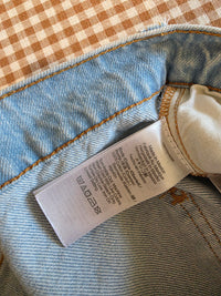 Madewell Light Wash Shorts (33)