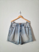 Judy Blue Light Wash Relaxed Shorts (1X)
