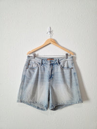 Judy Blue Light Wash Relaxed Shorts (1X)