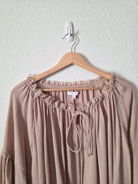 Miou Muse Puff Sleeve Peasant Top (L)