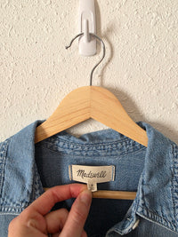 Madewell Denim Button Up Shirt (S)