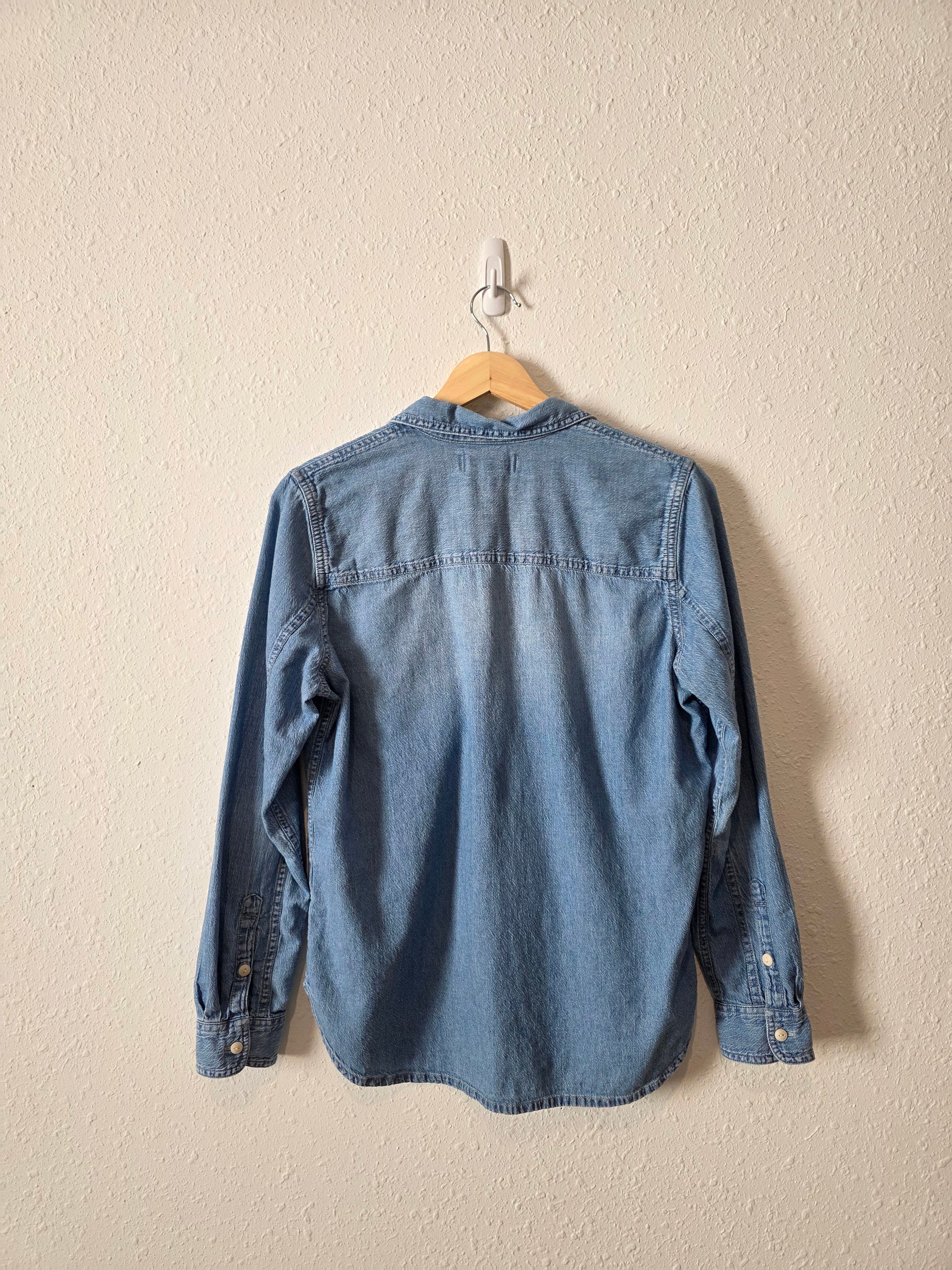 Madewell Denim Button Up Shirt (S)