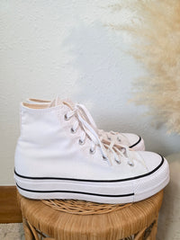 Converse White Platform Sneakers (8.5)
