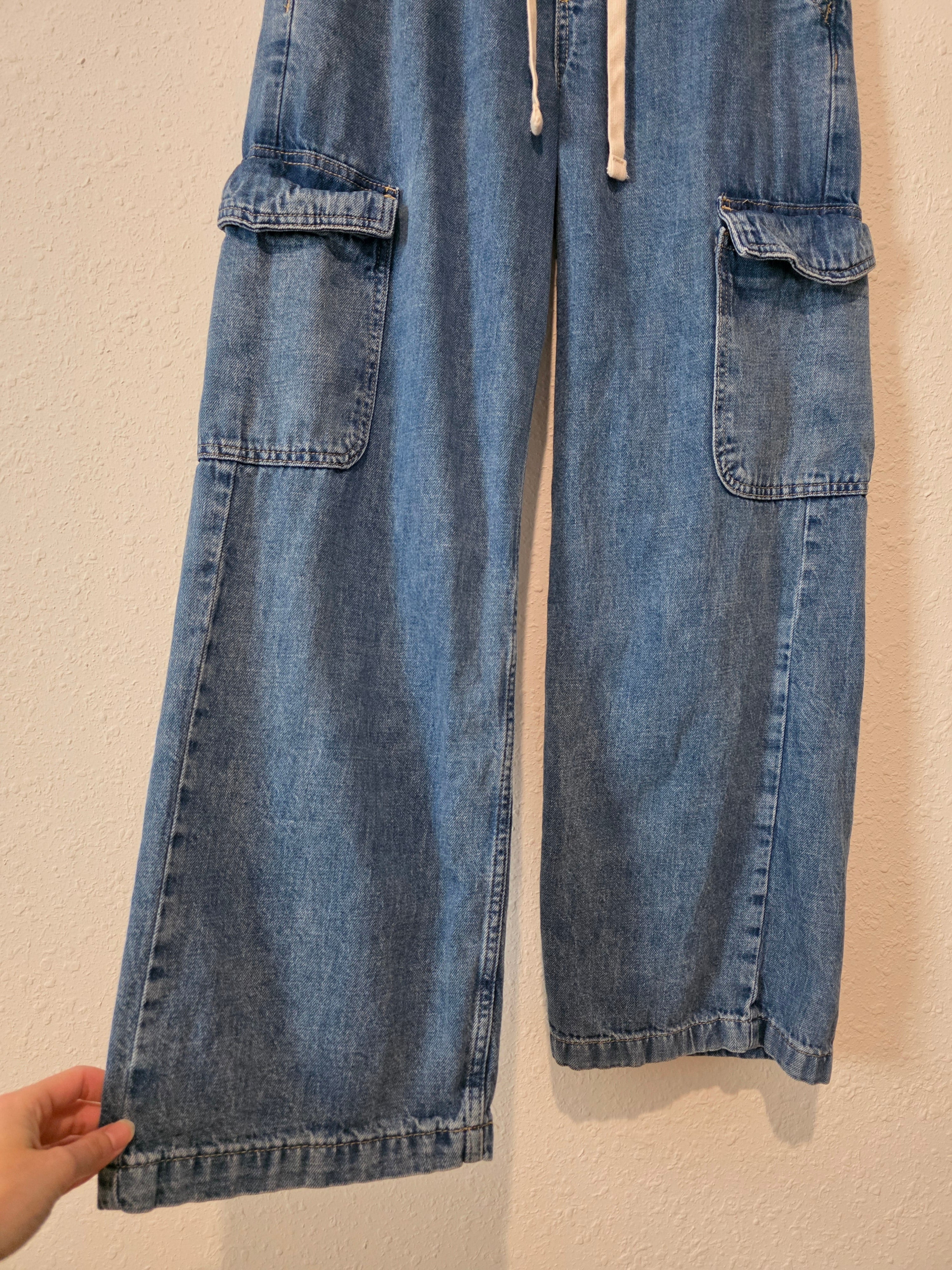 Gap Wide Leg Cargo Jeans (S)