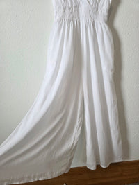 NEW Wide Leg Flowy Jumpsuit (L)
