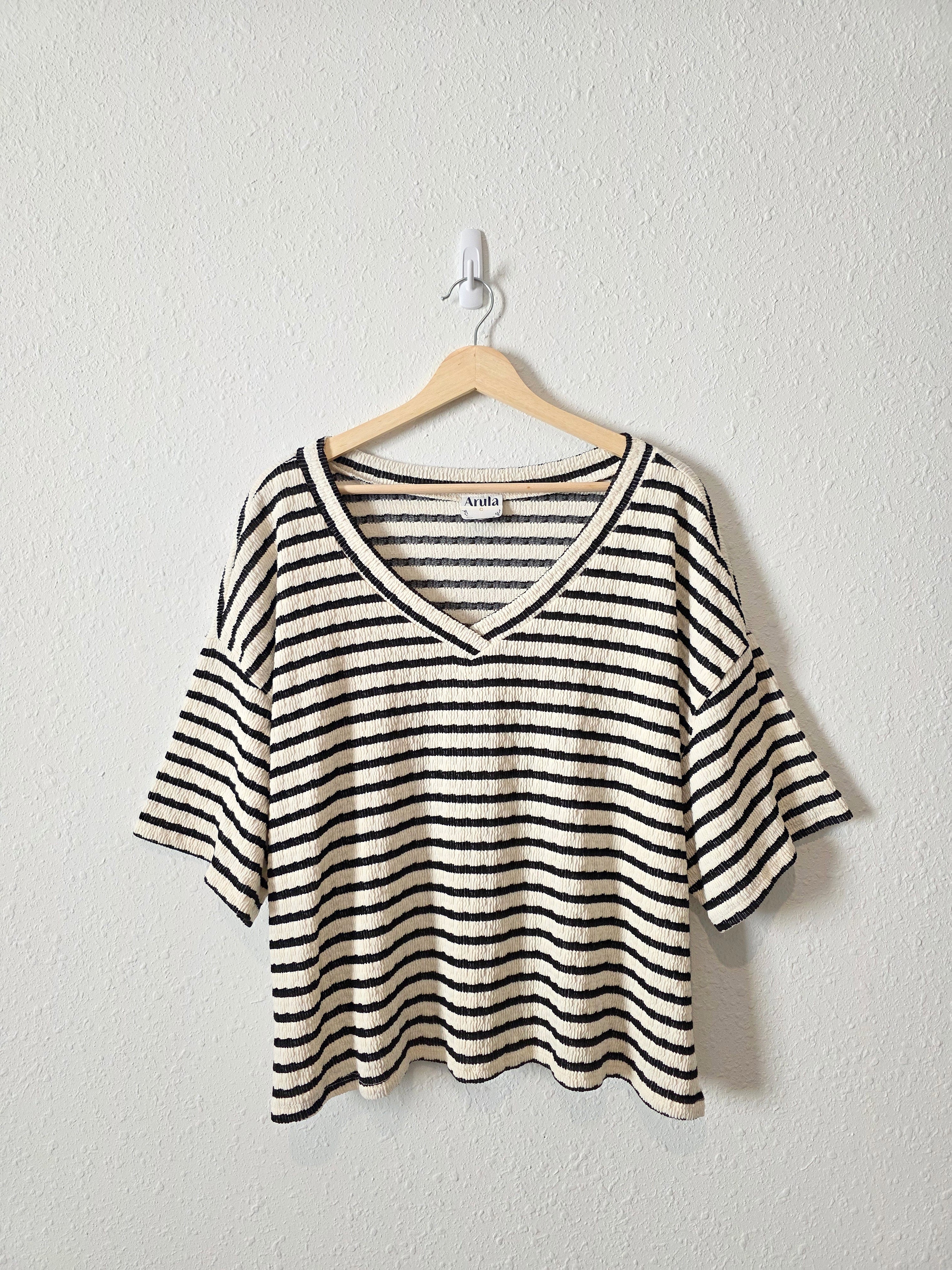 Arula Striped V Neck Tee (3X)