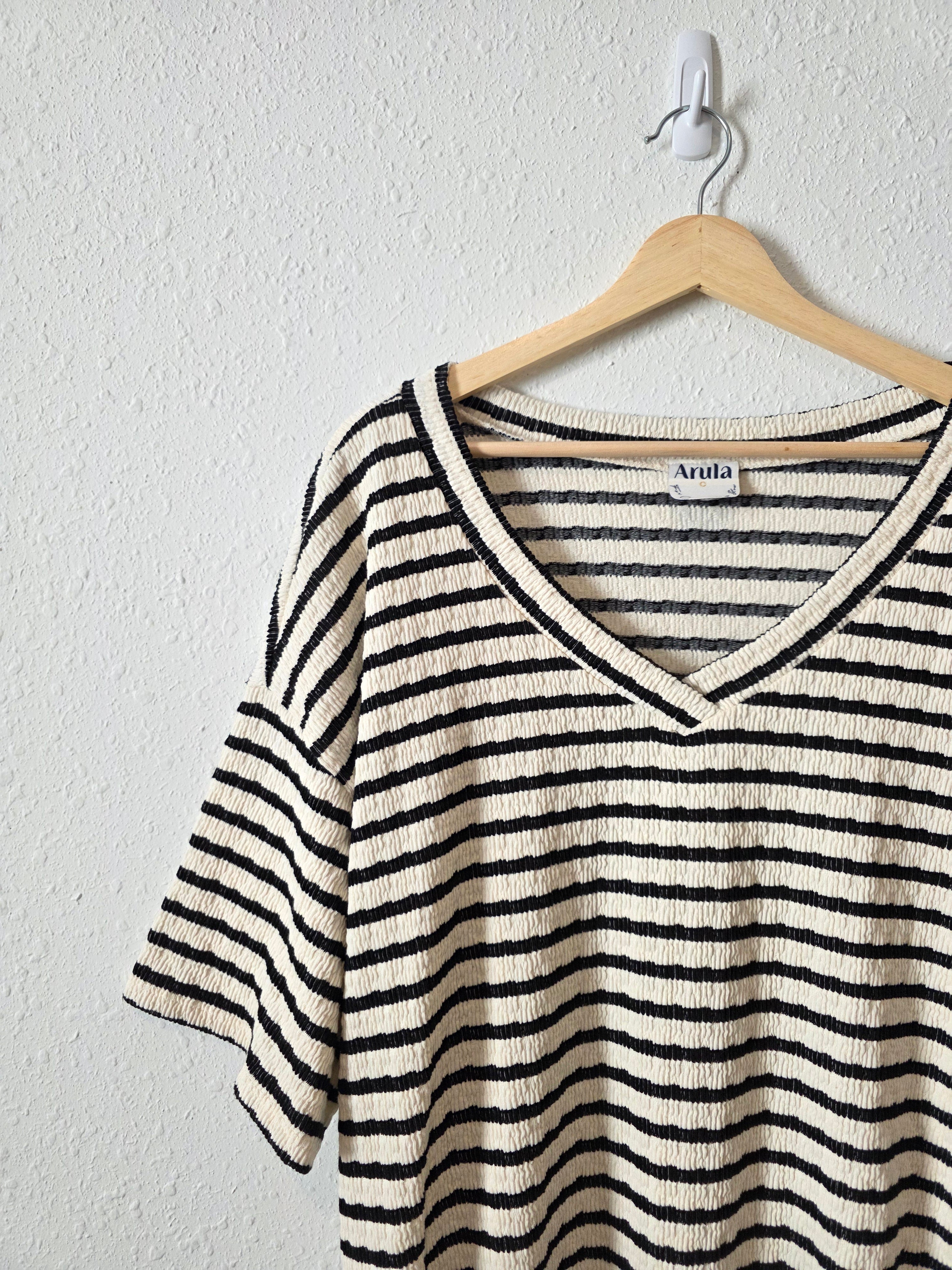 Arula Striped V Neck Tee (3X)