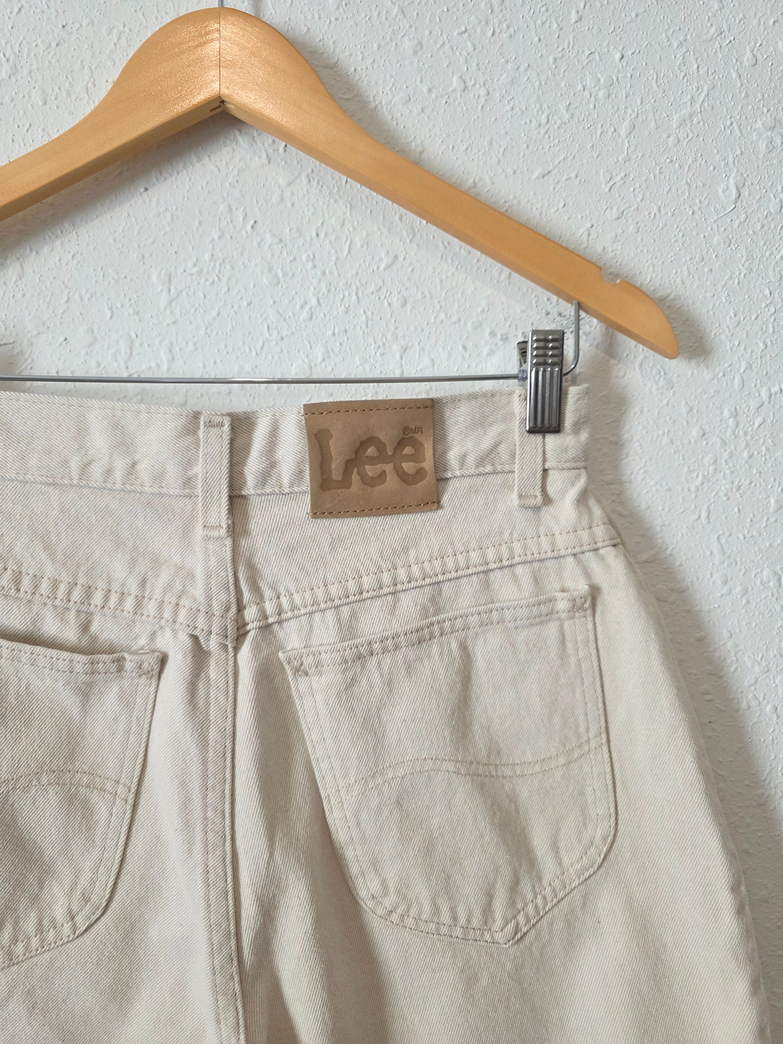 Vintage Lee Ecru Denim Shorts (26)