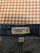 Abercrombie 90s Relaxed Jeans (29 long)
