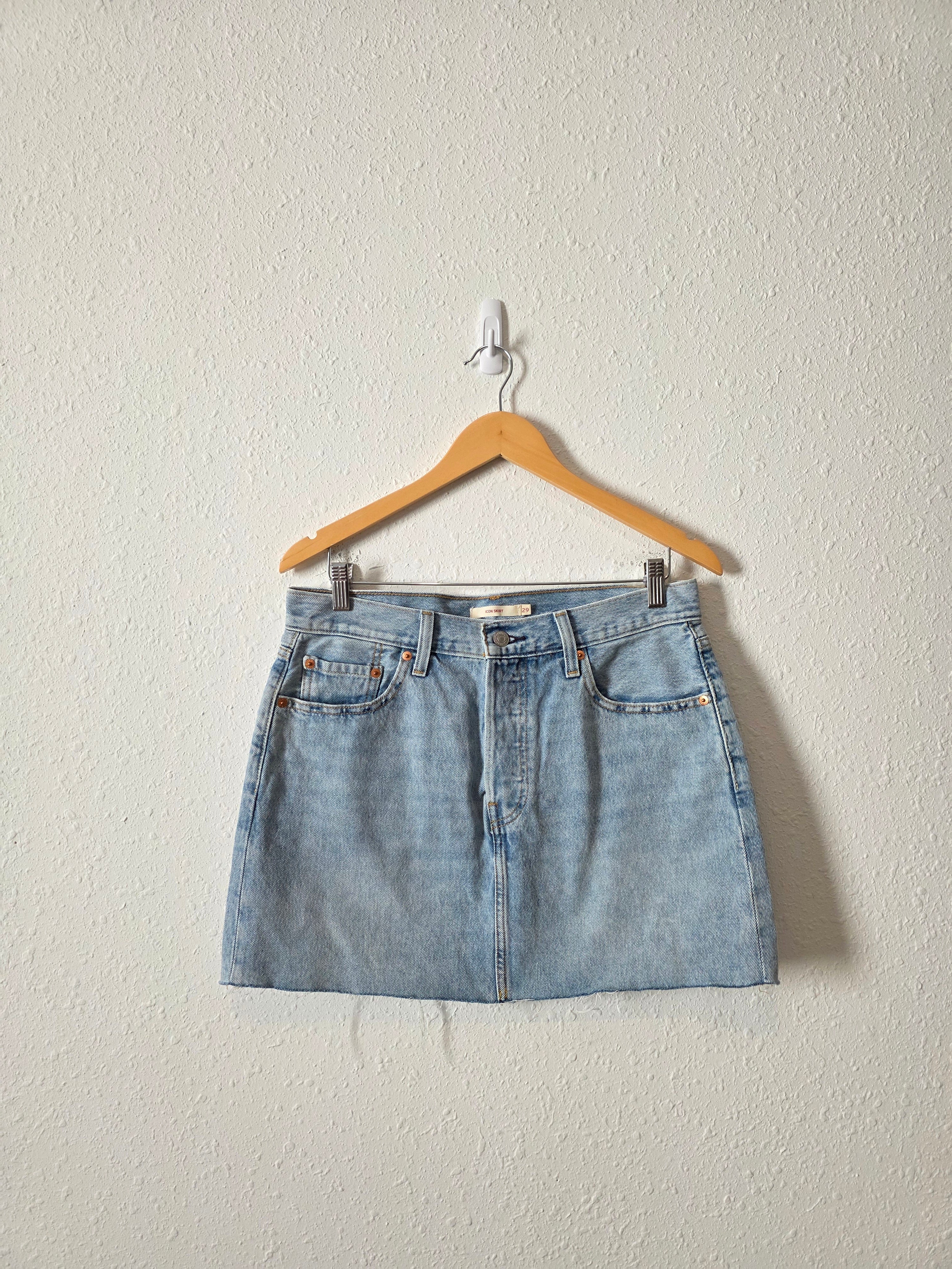 Levi's Denim Mini Skirt (29)