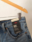 NEW Levi's Mid Length Denim Shorts (31)