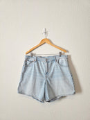 Light Wash Relaxed Denim Shorts (16)