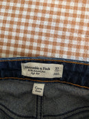 Abercrombie 90s Relaxed Jeans (27 short)
