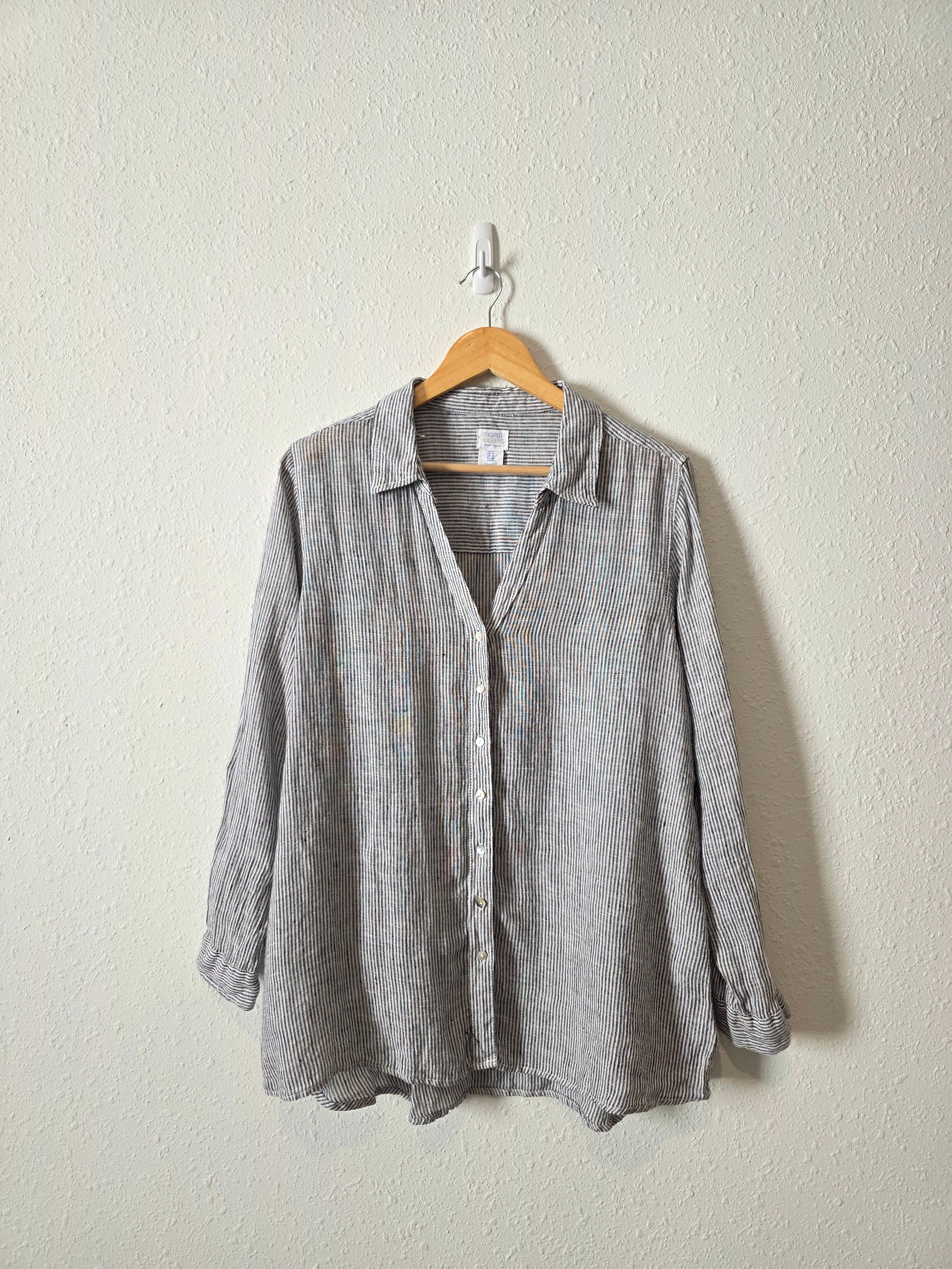 Striped Linen Button Up Shirt (1X)