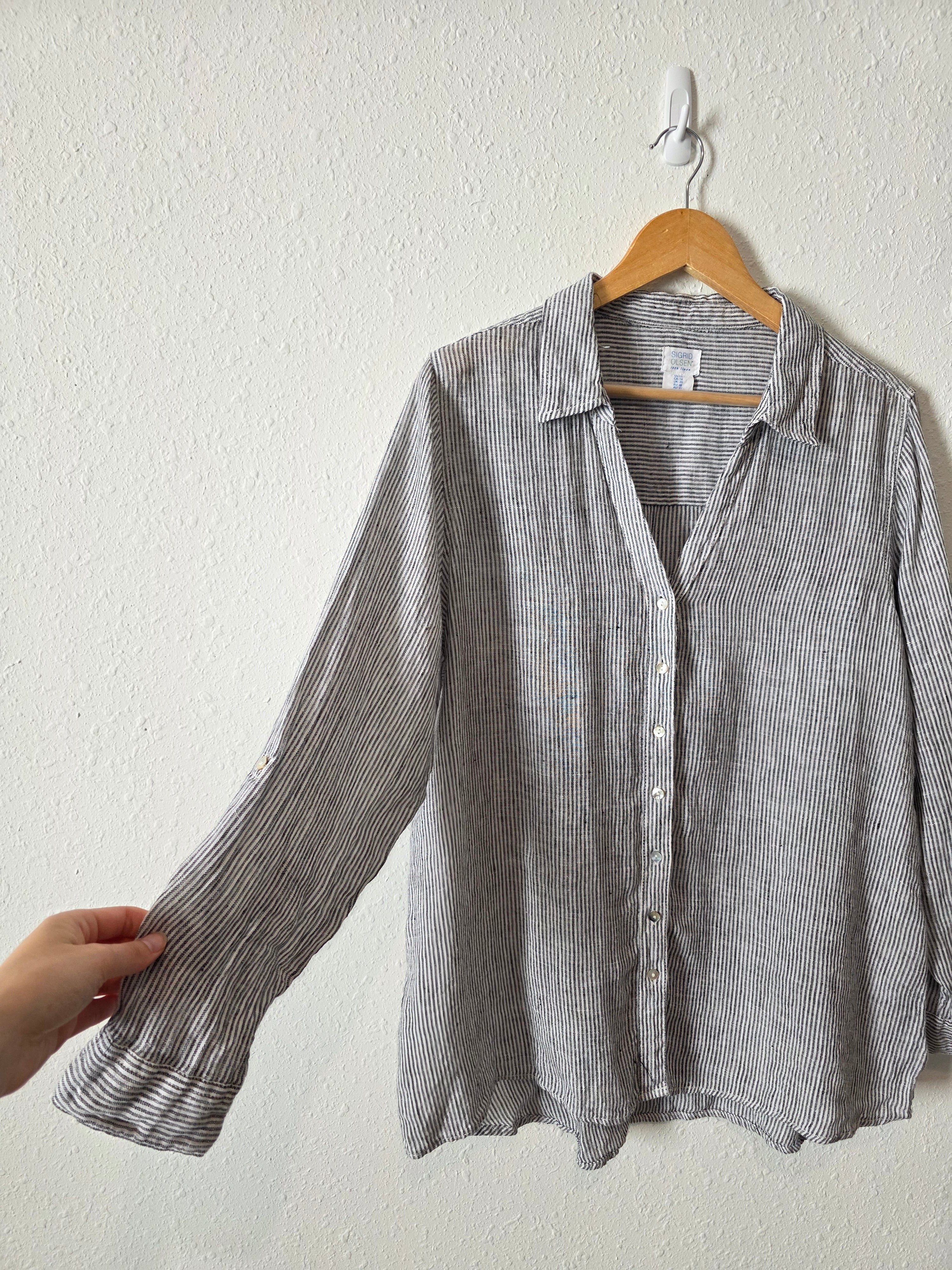 Striped Linen Button Up Shirt (1X)