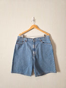 Vintage Levi's Mid Length Denim Shorts (20W)