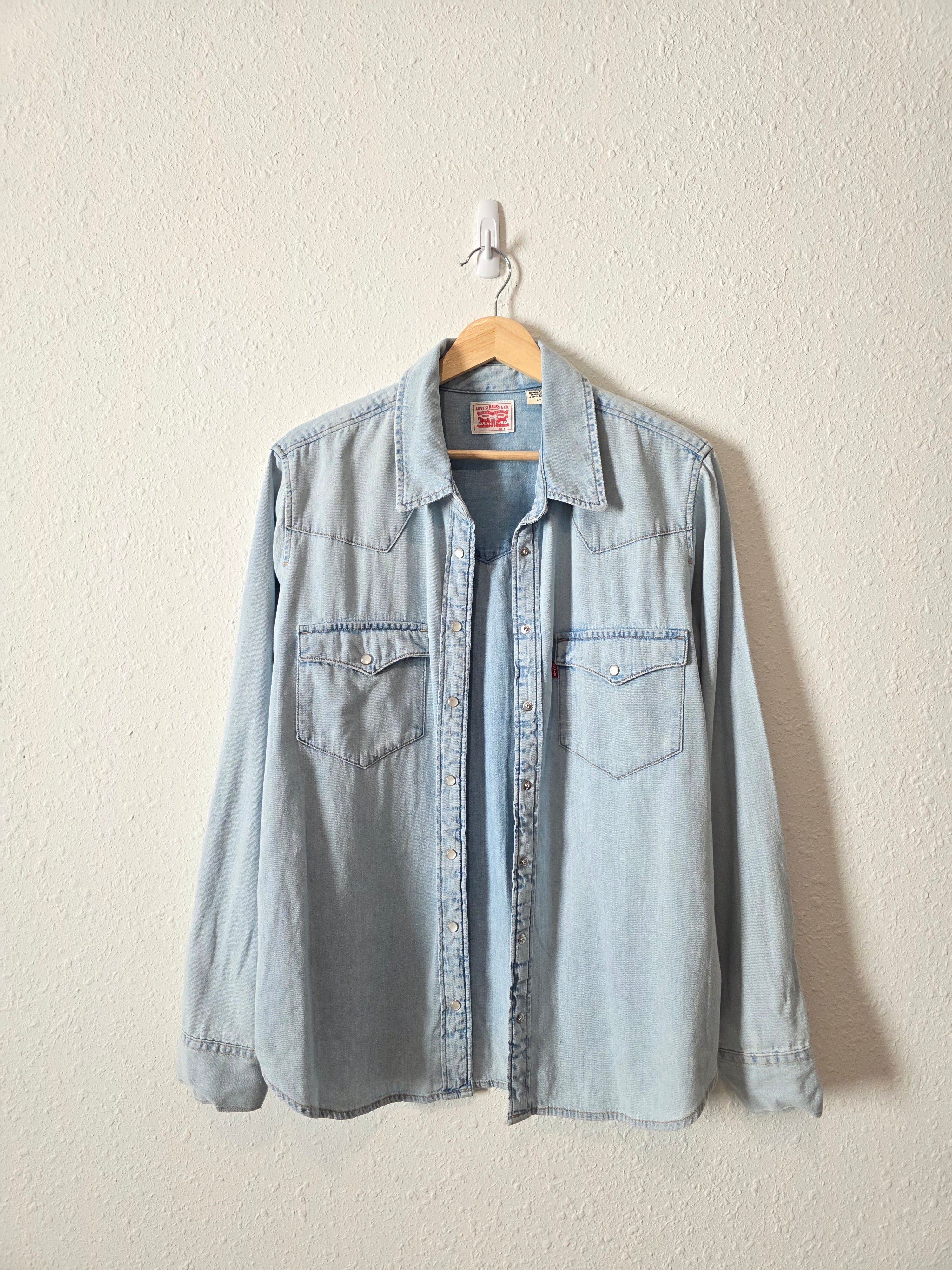Levi's Snap Button Up Denim Shirt (L)