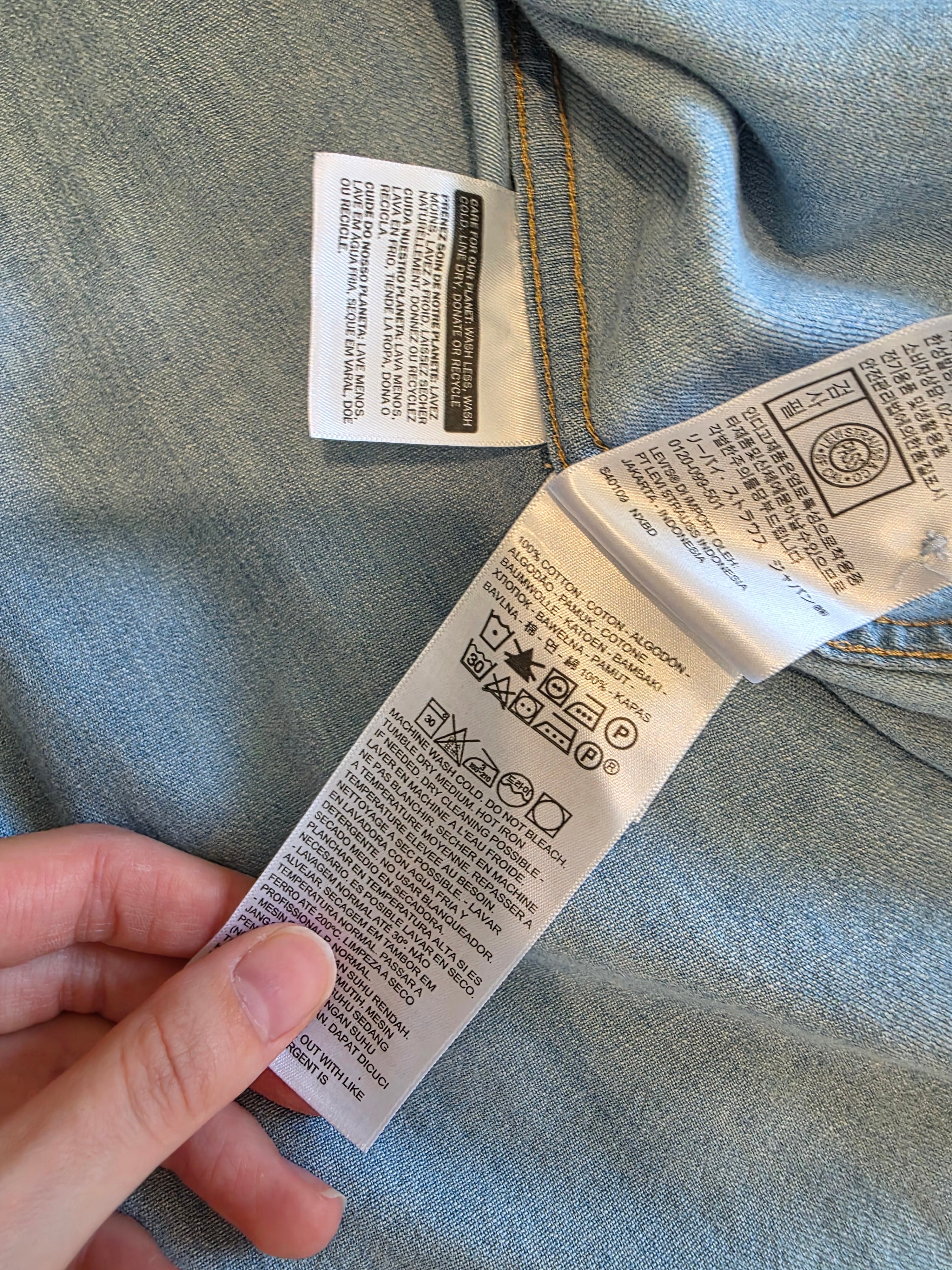Levi's Snap Button Up Denim Shirt (L)