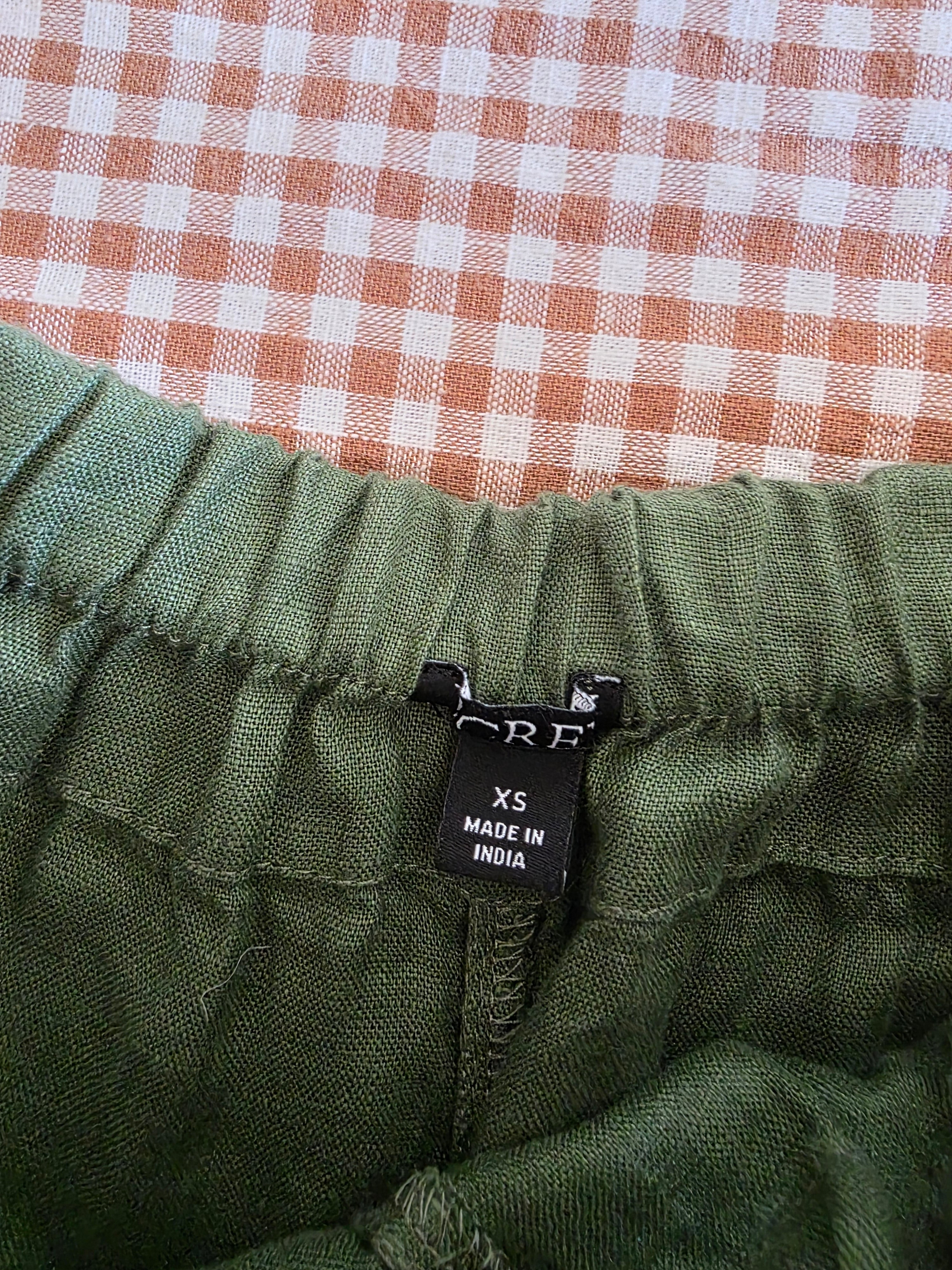 J.Crew Green Linen Relaxed Shorts (XS)