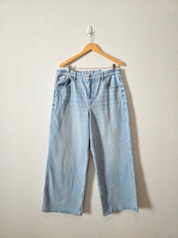 NEW Light Wash Baggy Straight Jeans (18s)