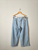 NEW Light Wash Baggy Straight Jeans (18s)