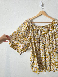 Mustard Floral Puff Sleeve Top (2X)