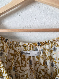 Mustard Floral Puff Sleeve Top (2X)