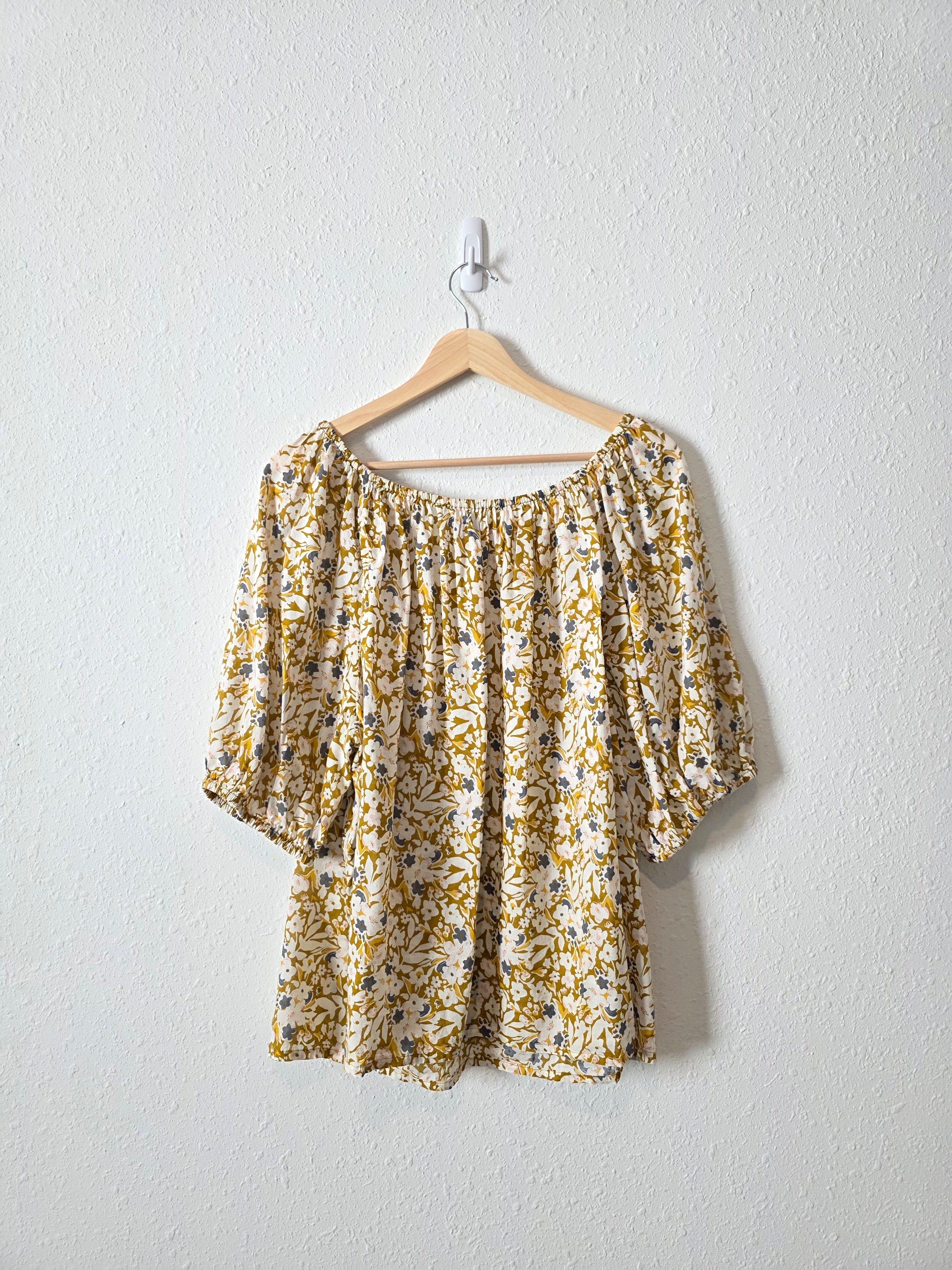 Mustard Floral Puff Sleeve Top (2X)