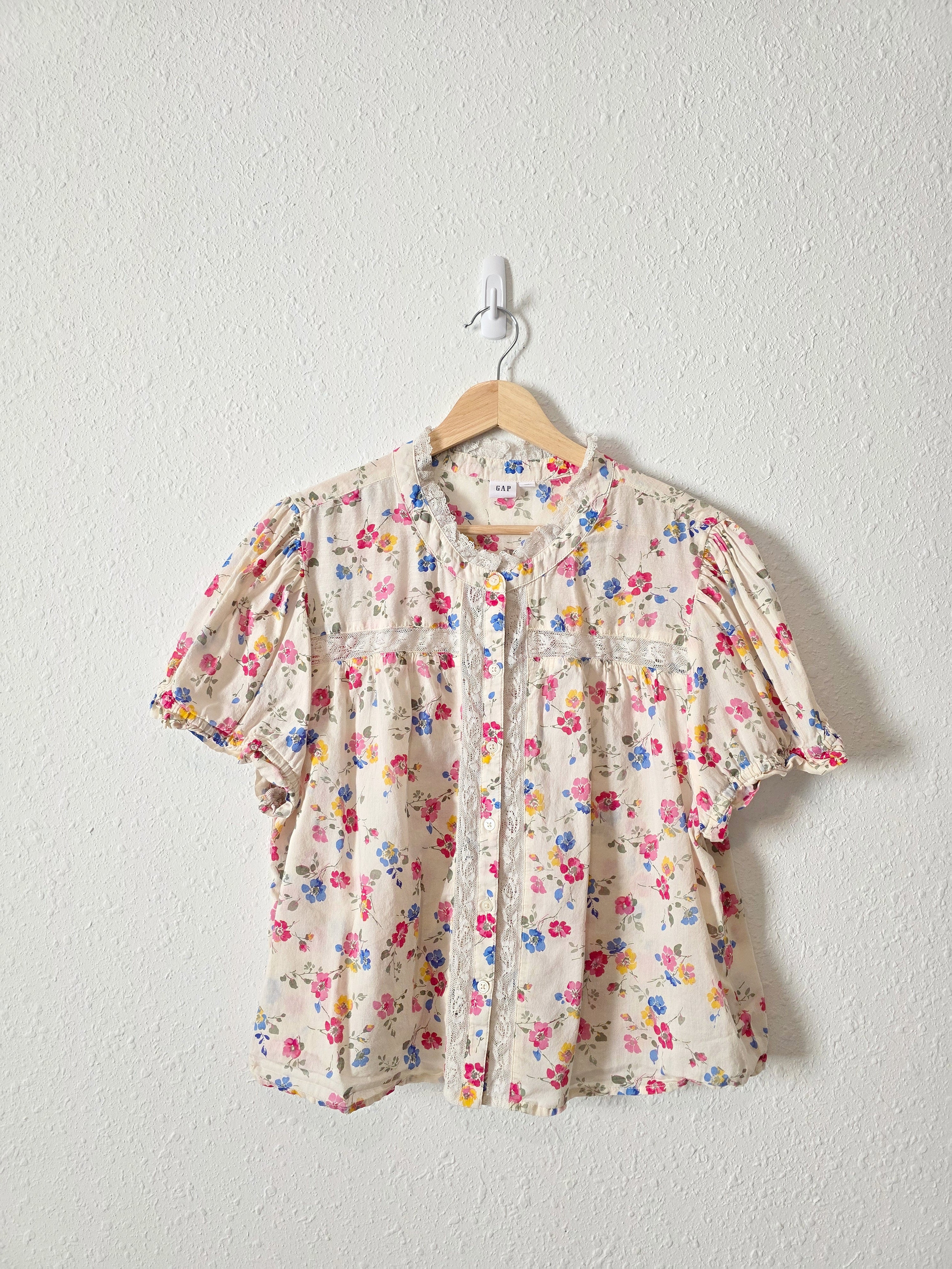 Gap Colorful Floral Lace Blouse (XL)