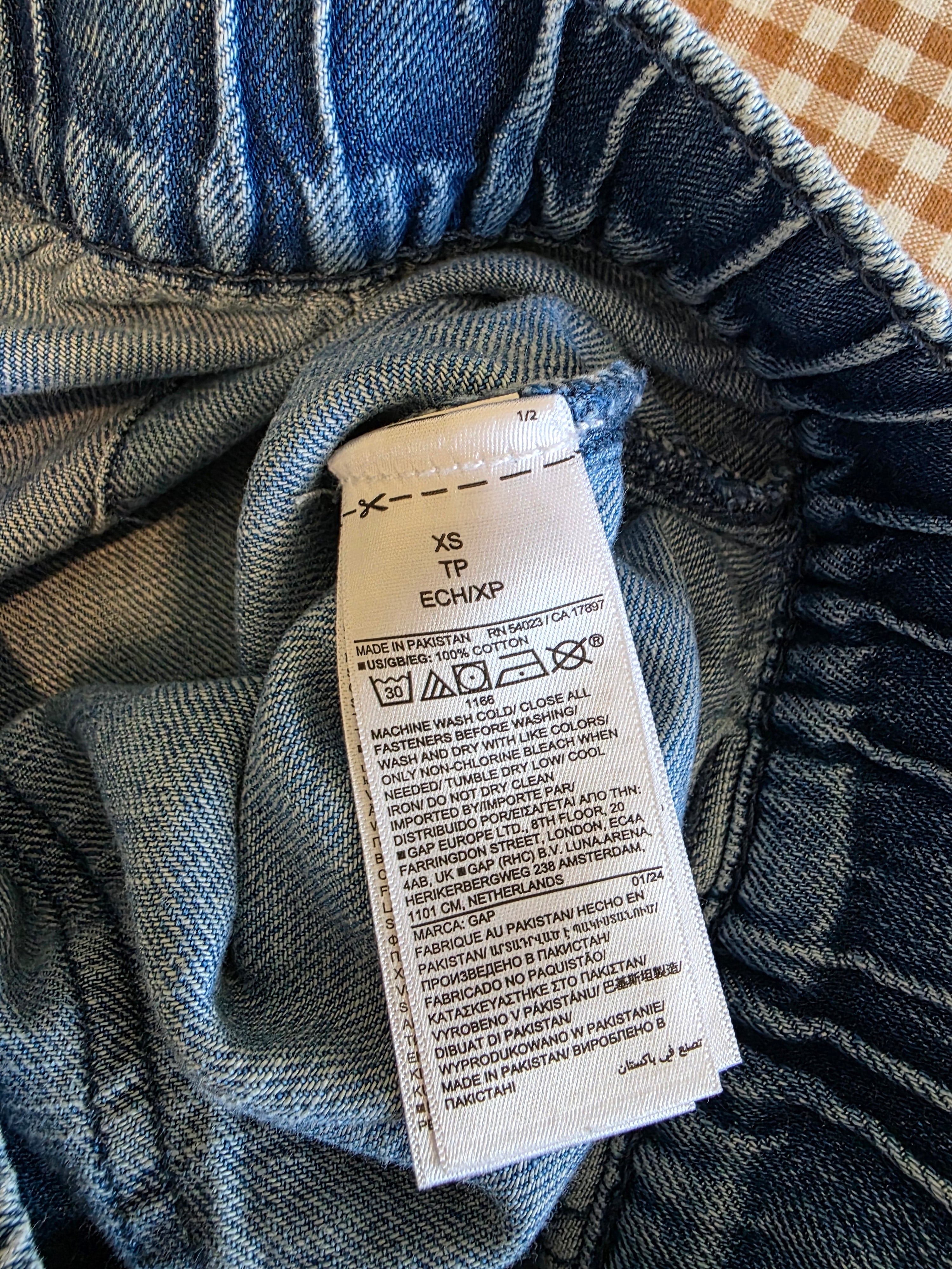 Gap Relaxed Denim Shorts (XS)