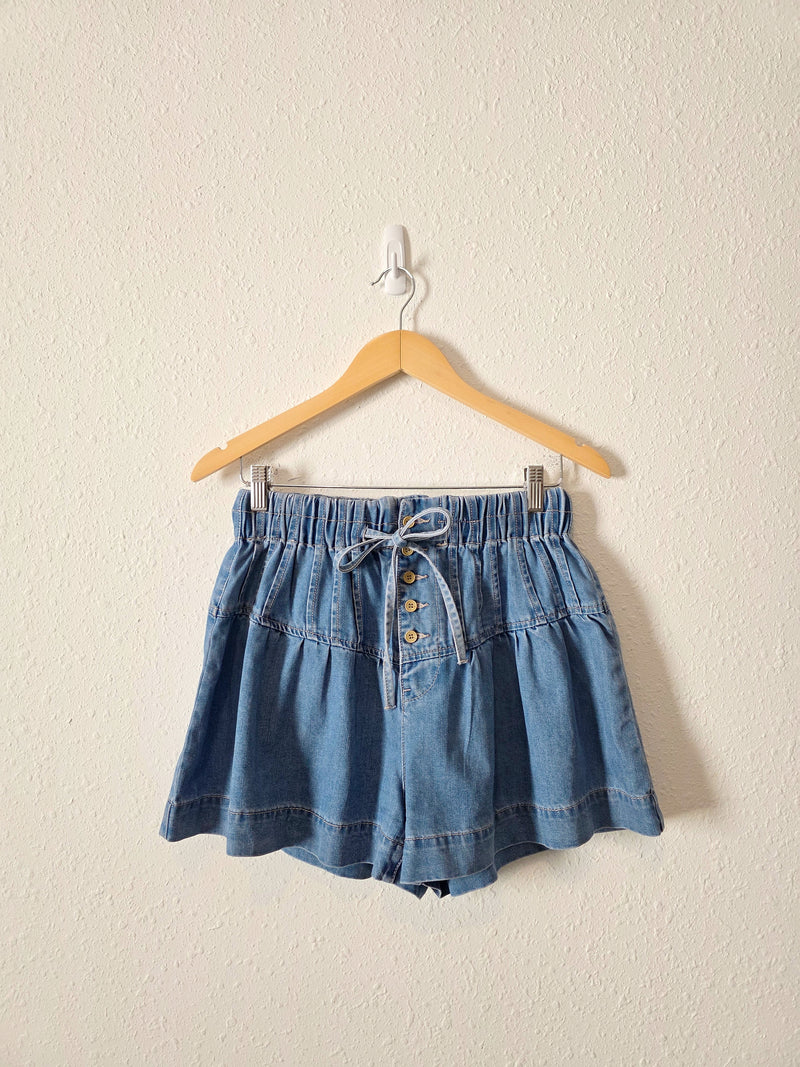 Mable Pleated Denim Shorts (S)