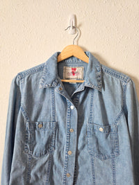 Vintage Levi's Denim Button Up (XS/S)