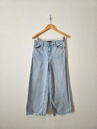 Light Wash Wide Leg Jeans (26/2)