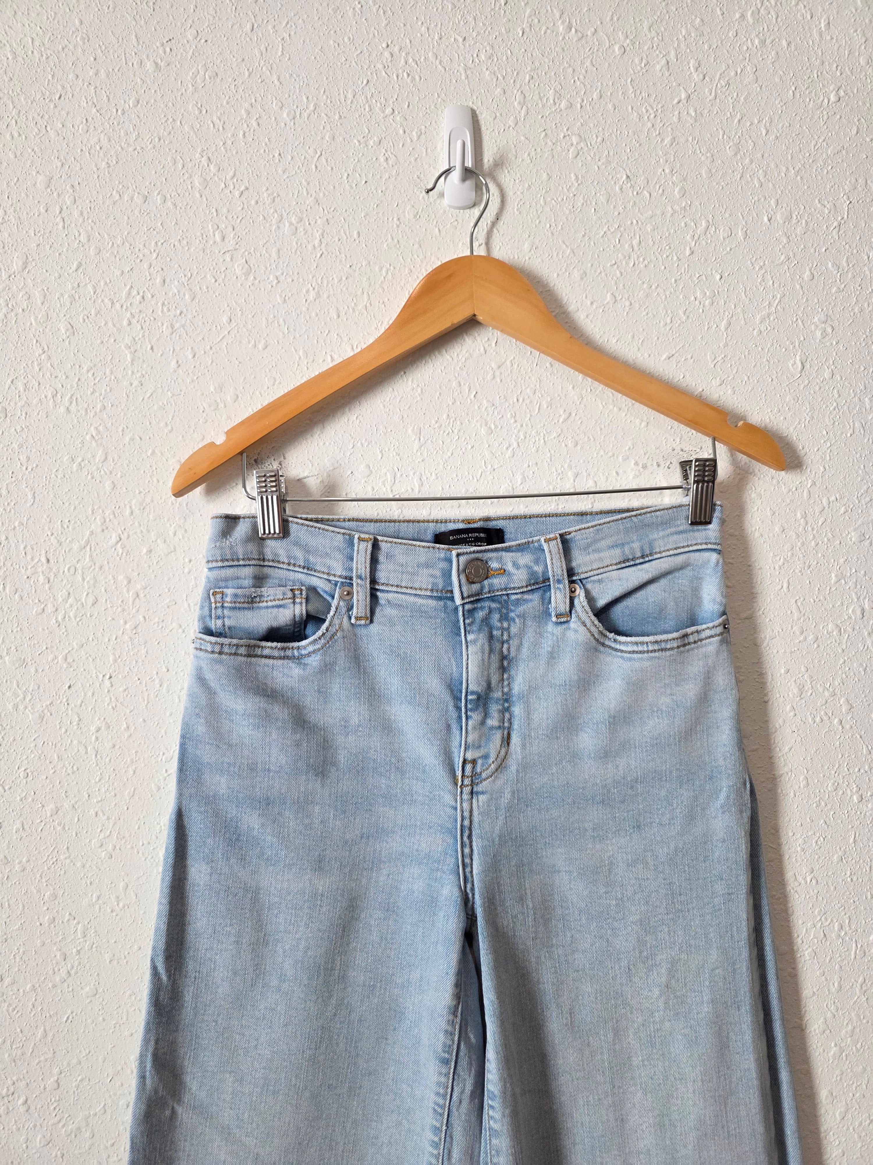 Light Wash Wide Leg Jeans (26/2)