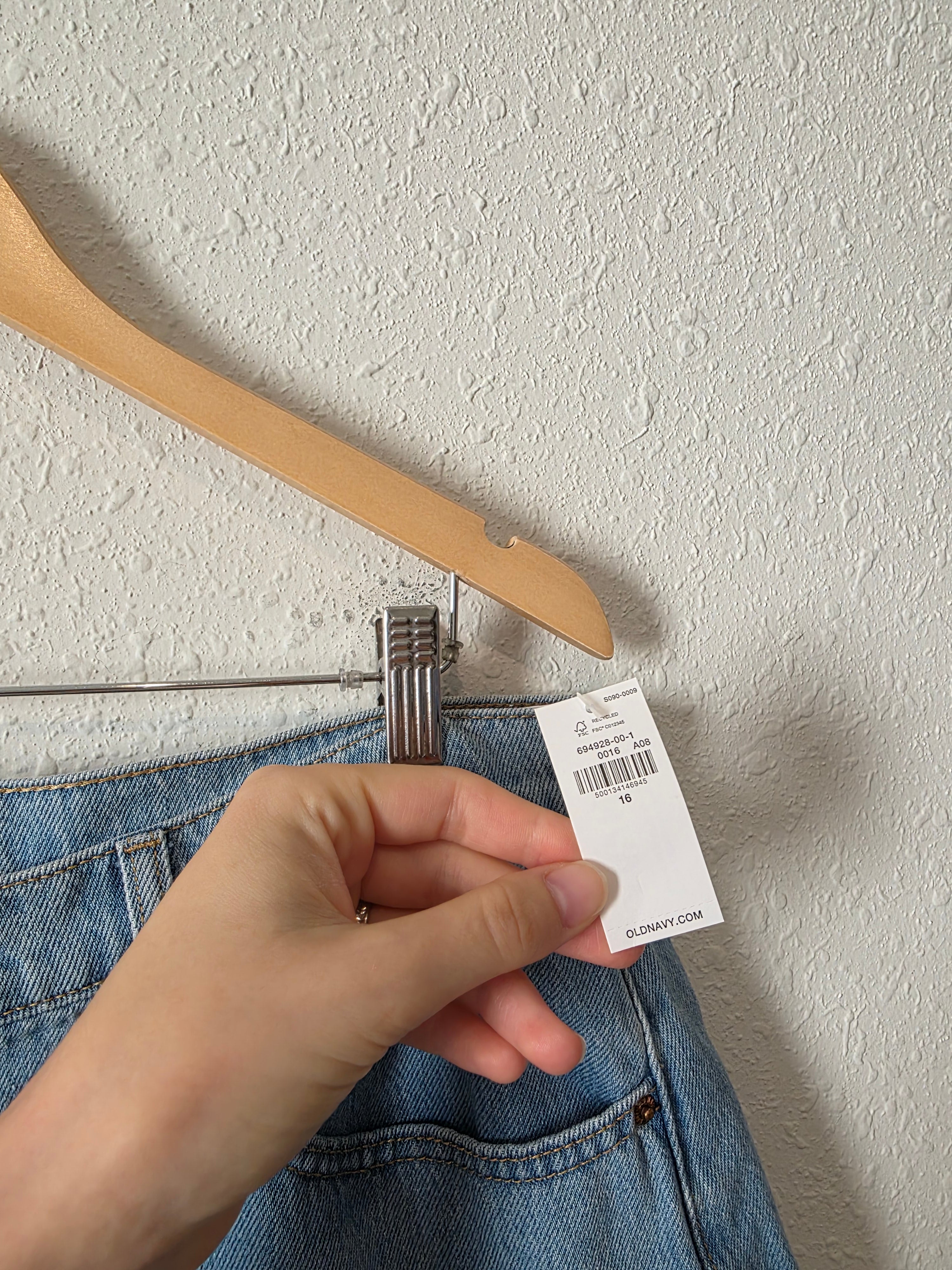 NEW Light Wash Baggy Denim Short (16)