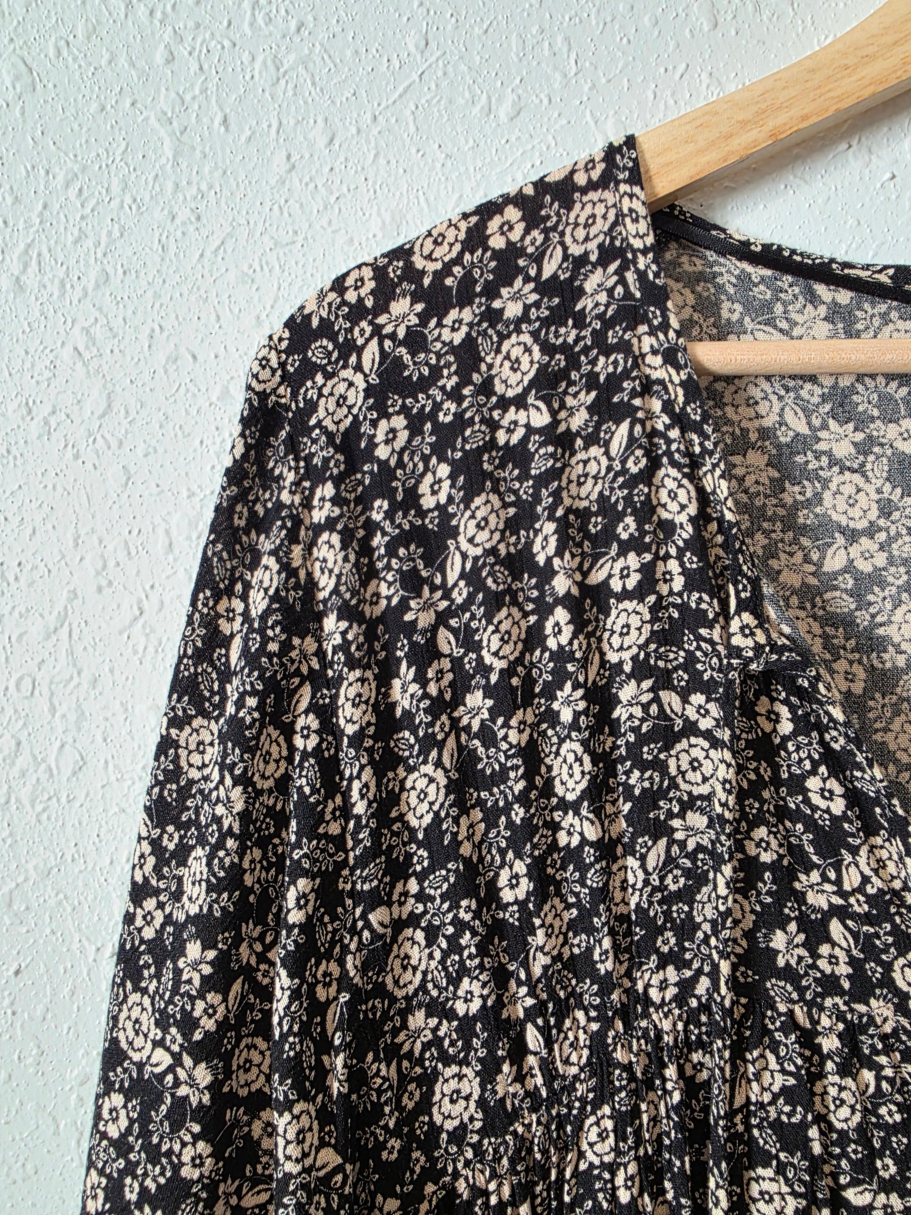 Carly Jean Floral Maxi Dress (XS)