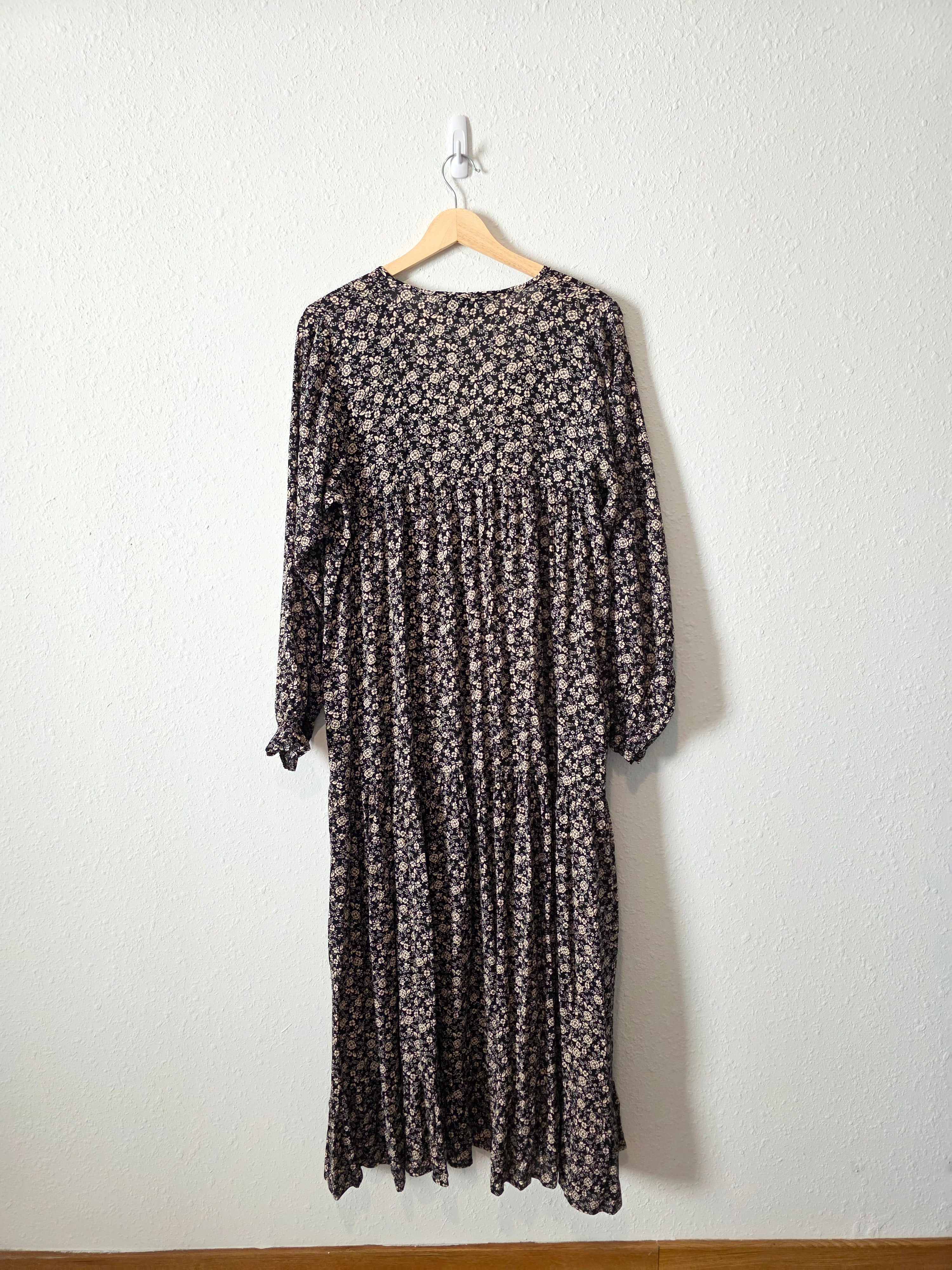 Carly Jean Floral Maxi Dress (XS)